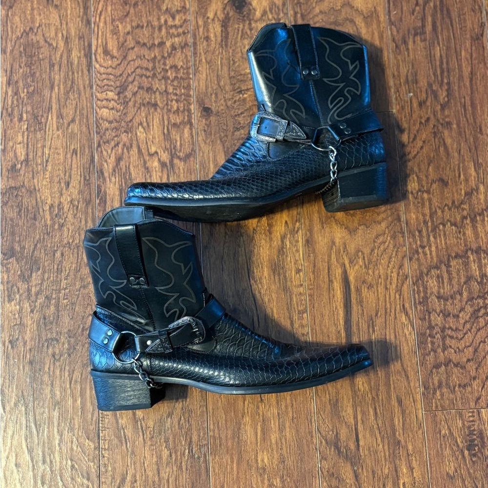 Men's Black Western Boots